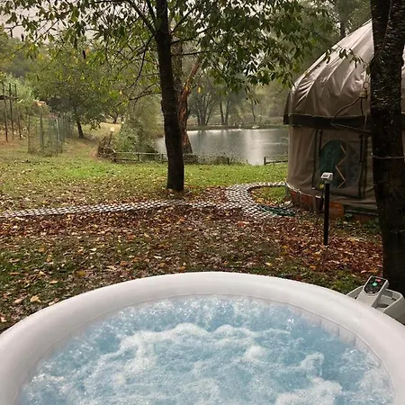 Romantic Yurt In Nature Reserve With Jacuzzi *